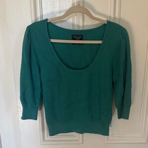 Abercrombie & Fitch Green Women's Sweater